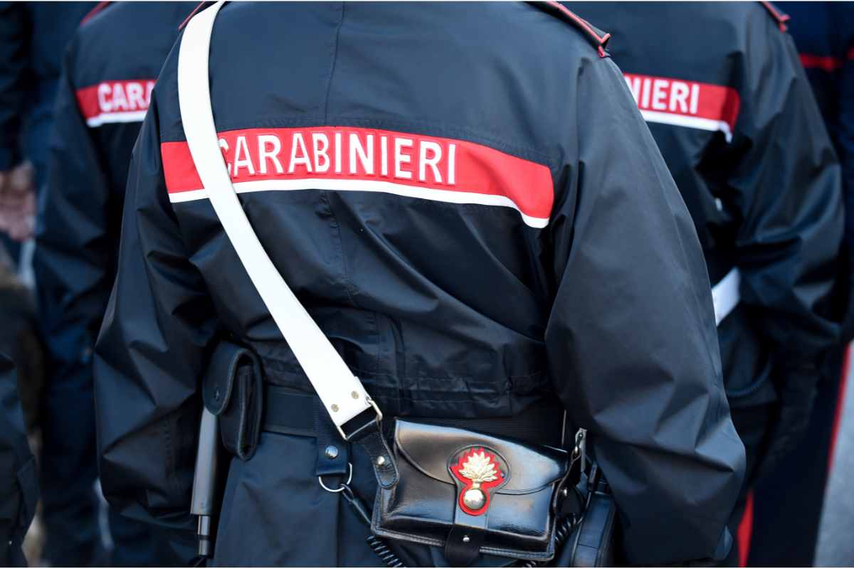 Bruciato vivo dall'ex moglie e dal neo compagno: arrestati