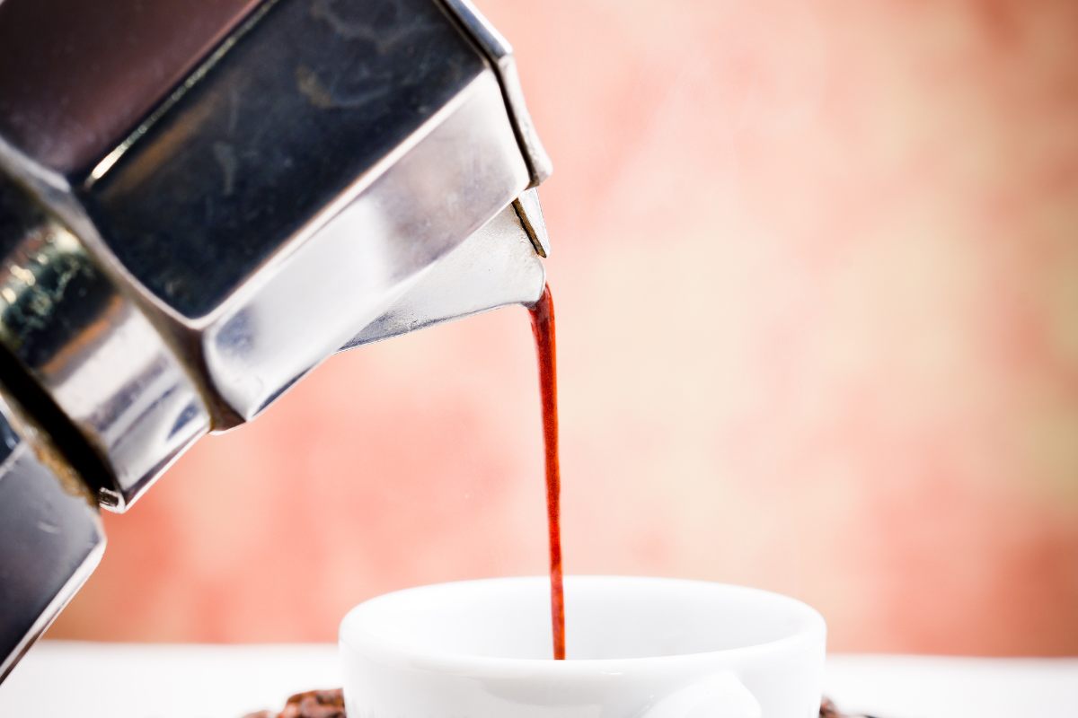 Caffè perfetto, se lo vuoi così devi procedere così con la moka